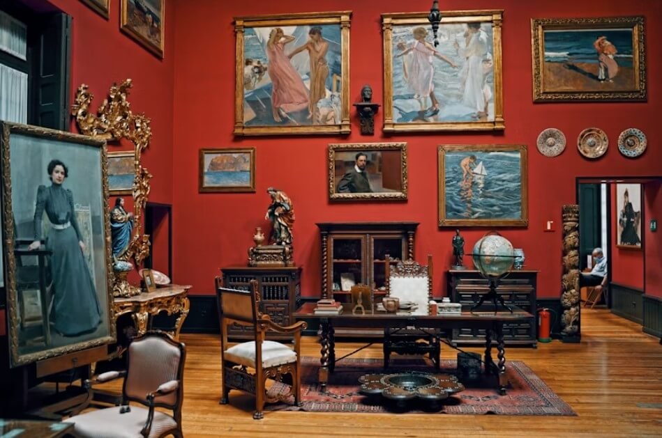 Best antiques buyers & estate liquidators Boca Raton. Updated 2025
